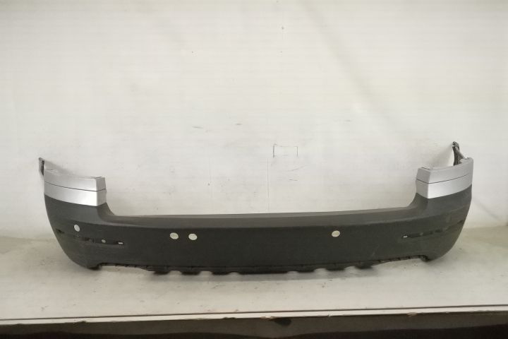 Оригинална задна броня със сензори в добро състояние Scout Шкода / Sko