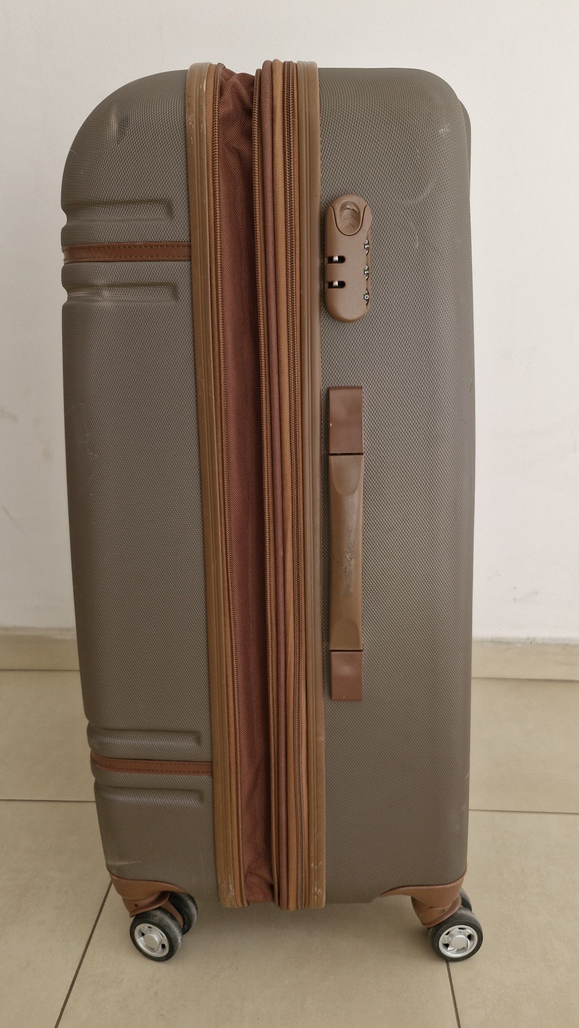 Голям куфар Estil