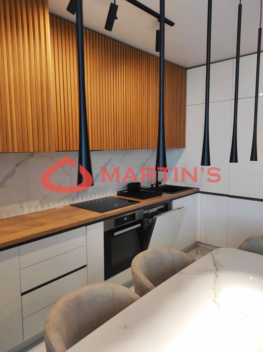 Продава се Тристаен апартамент в София, Витоша - 137 кв.м за 3482 €/кв.м - Снимка #7