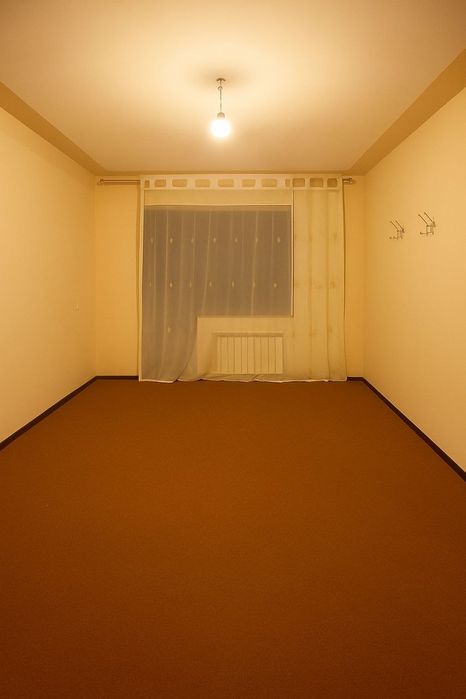 Термиз шахар срочно 2 хонали уй сотилади