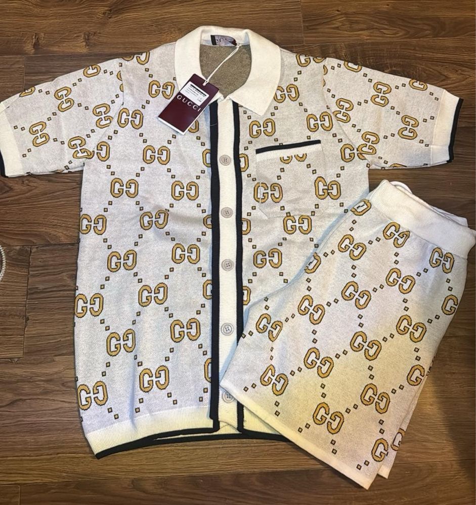 Мъжки екипи Moncler,Lacoste,Dsqaured,Dior,Gucci,Louis vuitton