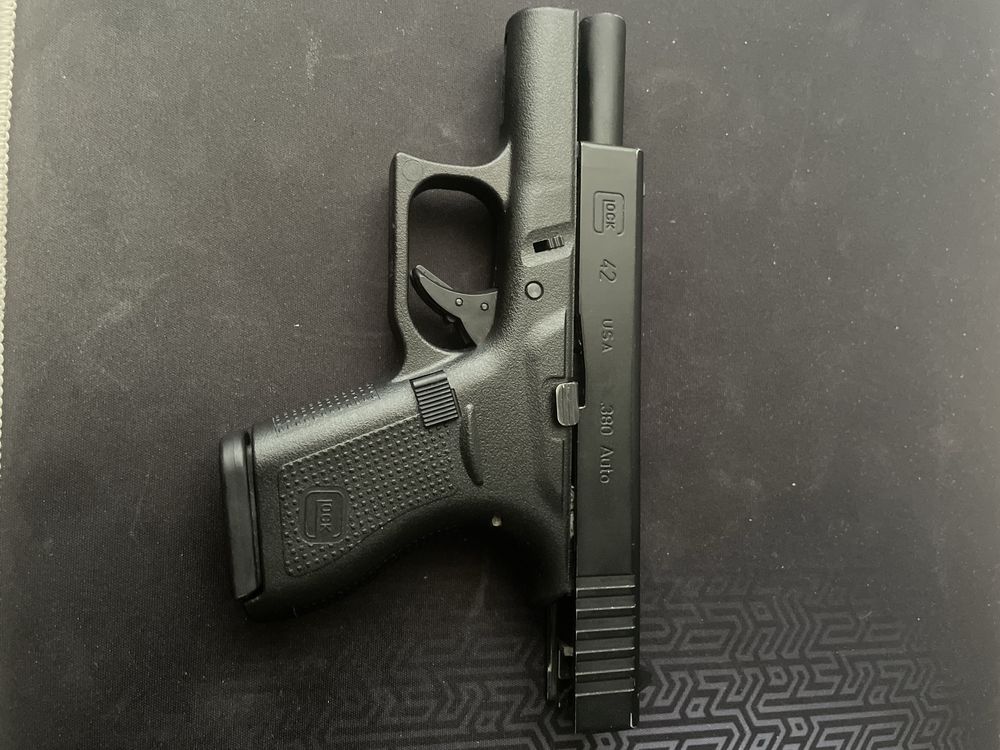Glock 42 GBB + кобур