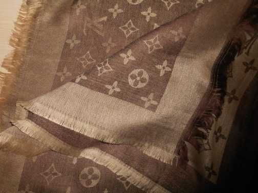 Eșarfă pentru femei Louis Vuitton 010