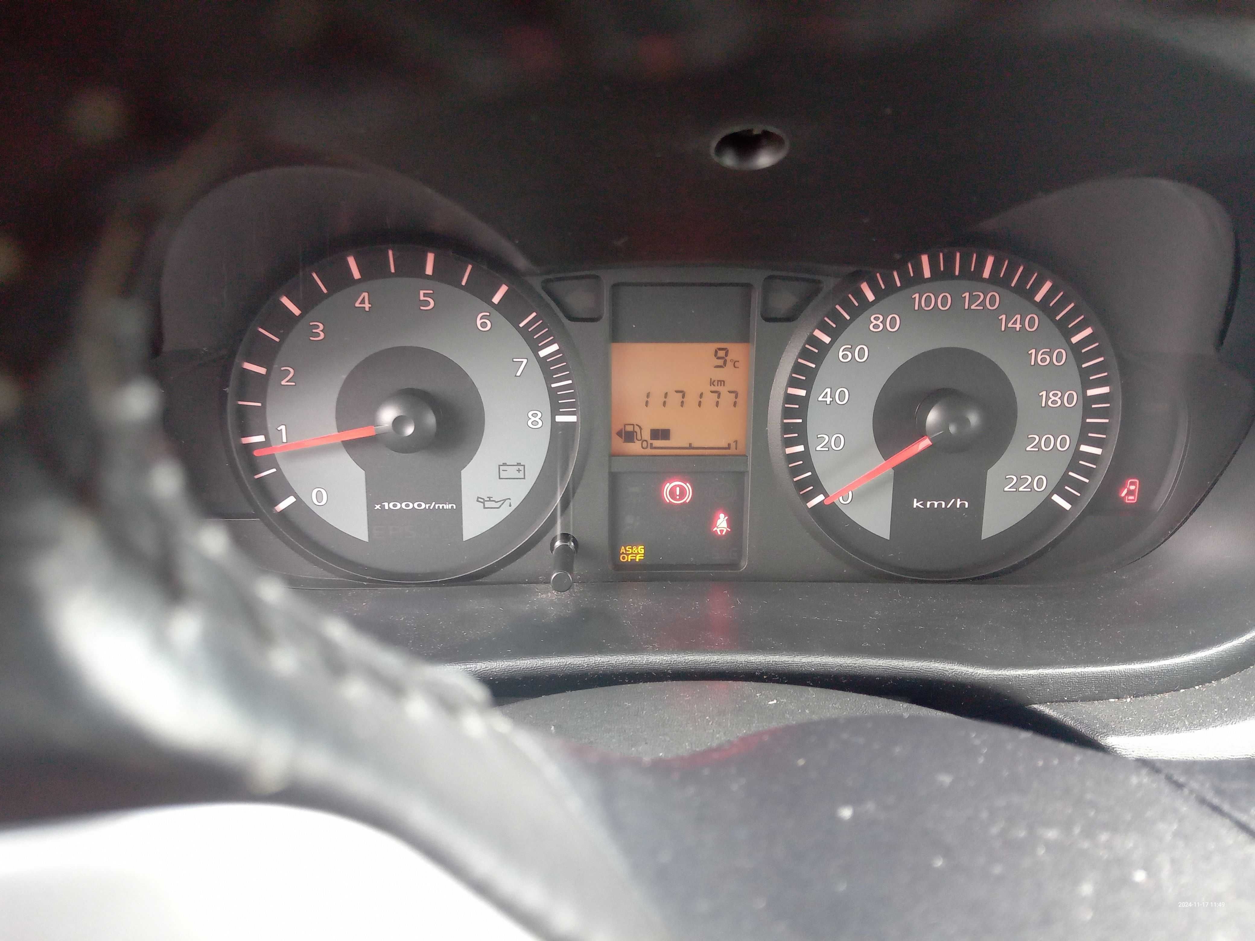 Mitsubishi Colt, 1.1, октомври 2012