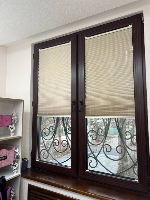 Жалюзи на заказ: Стиль и защита для вашего дома.