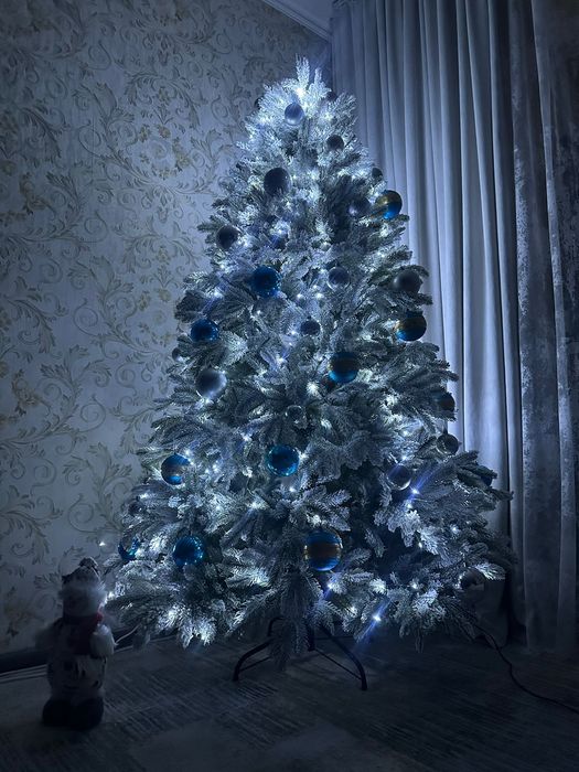 Новая ёлка зелёный ель без пвх заснеженная  высота 1.80см