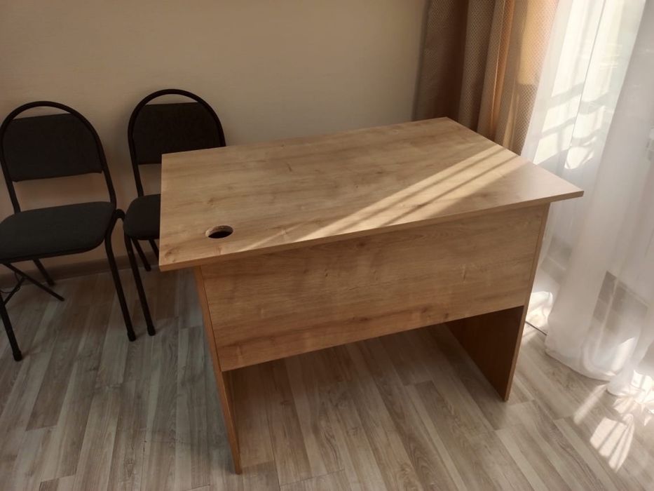 стол, шкаф, кулер, доска