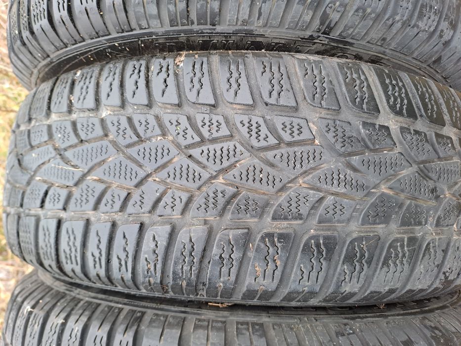 4бр. 15" 5Х112мм + 4бр. Зимни 195/65/15 Dunlop SP Winter Sport 3d