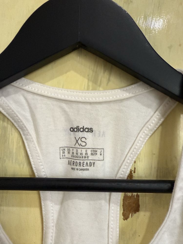 Jiu Jo, Superdry, Adidas разпродажба на денскинтениски