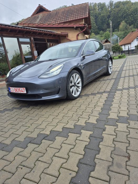 Tesla model 3 Long Renge  4x4