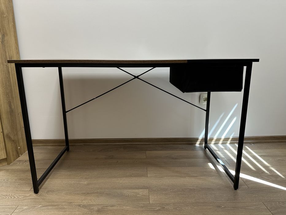 Бюро с размери 120/60см