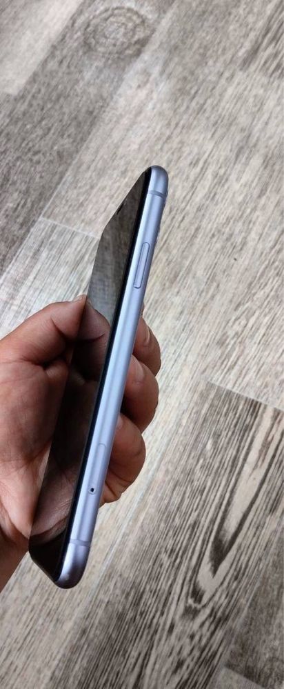 Iphone 11  ideal holatda