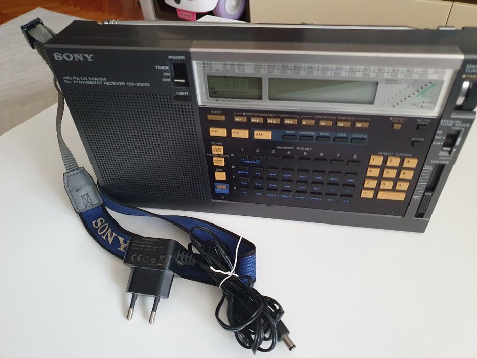 Sony ICF-2001D pentru cunoscatori