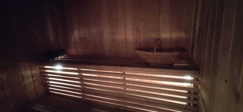 Срочно! Дoм 10 koмнат 6 сот Азербайджанский центр. Для жизни и бизнеcа