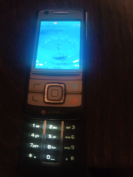 Vind doua telefoane mobile