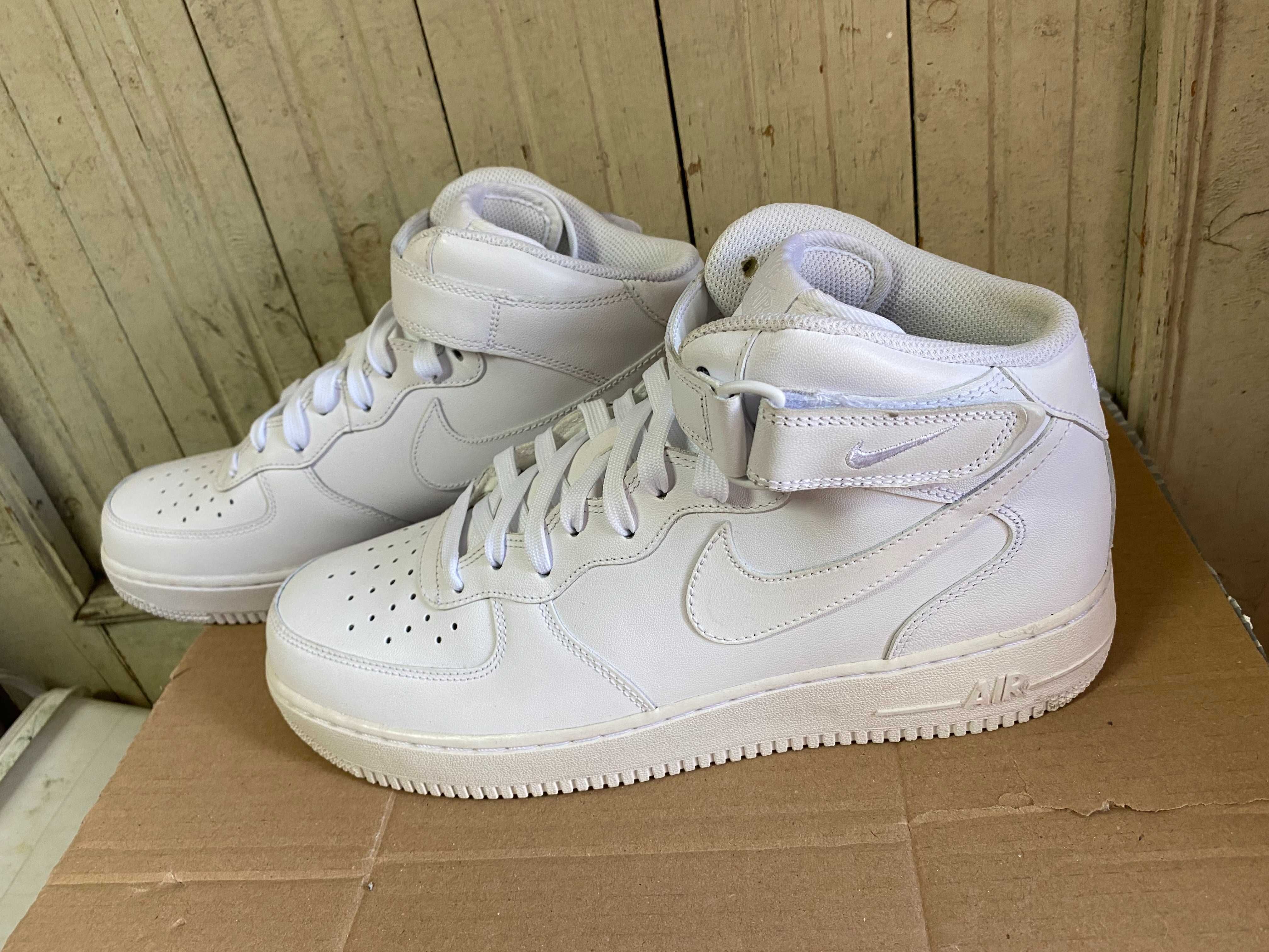 ''Nike Air Force 1 Mid '07 White''оригинални маратонки 45.5 номер