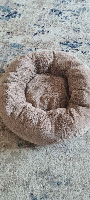 Лежанка для кошки или собаки
