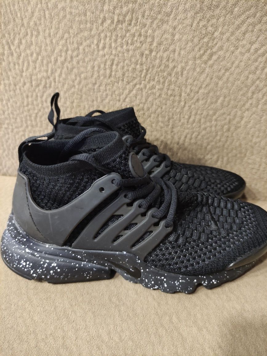 Дамски маратонки Nike
