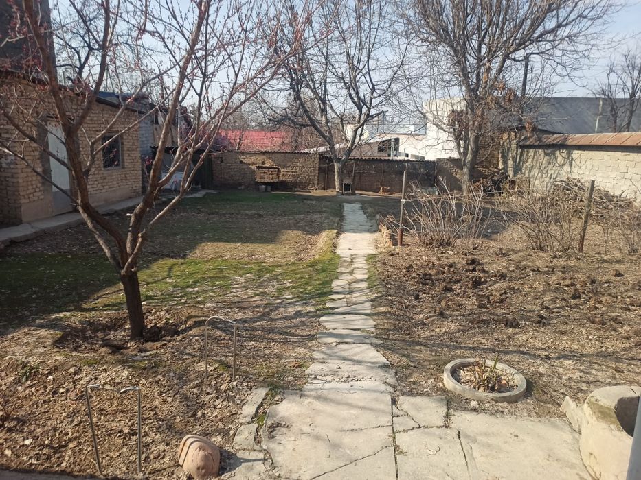 Продаётся 8 сотих участок за сотку 38000$