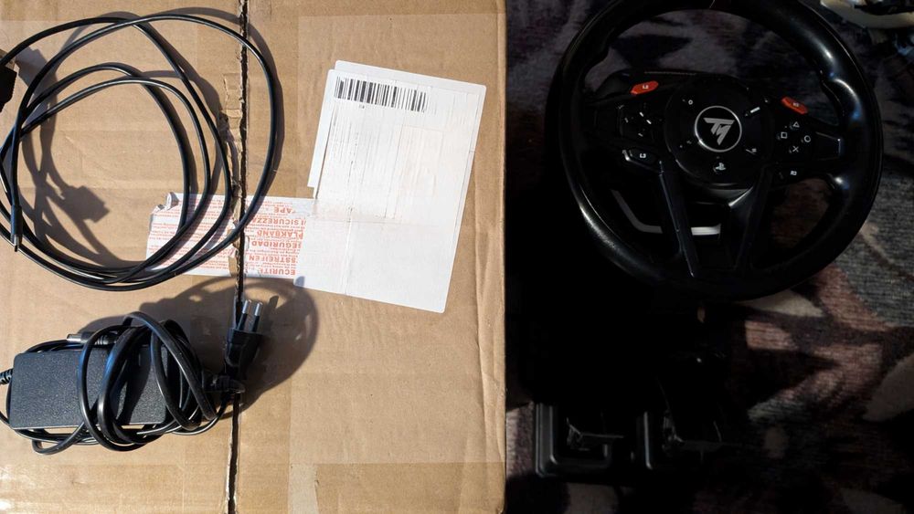 Thrustmaster T128 Съвместим с PS5, PS4, PC