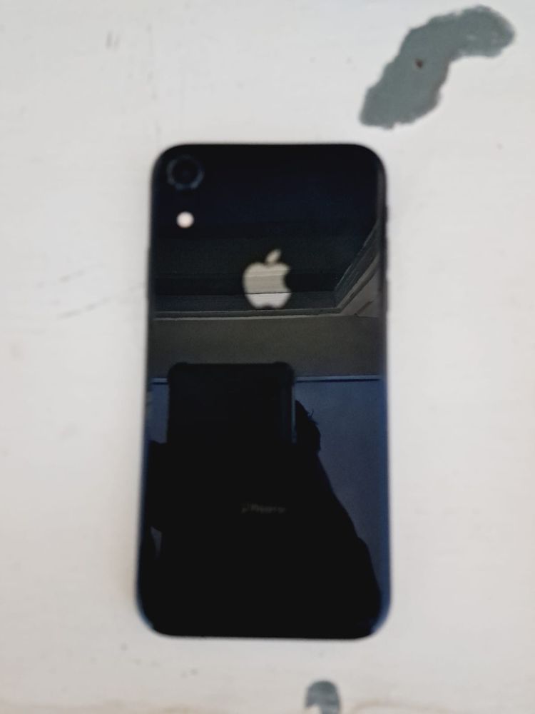 Iphone Xr 64gb в одних руках