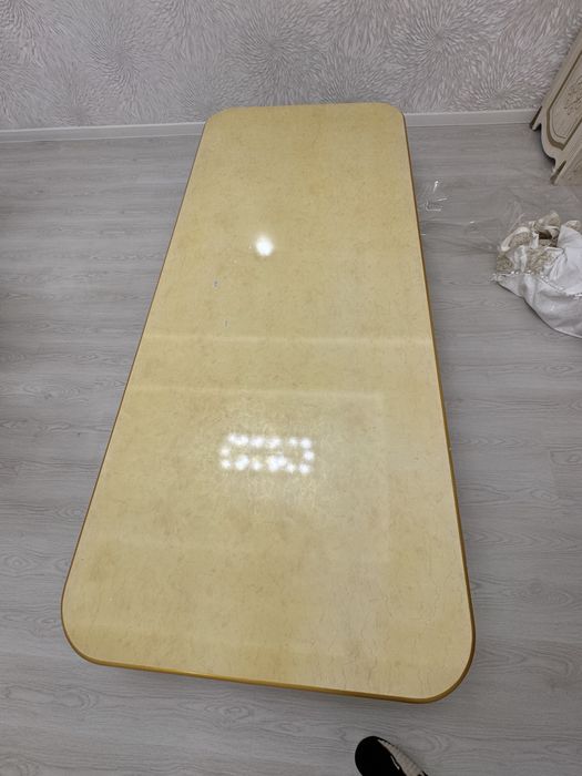 мехмонхона учун стол