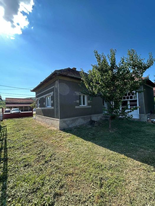 Casă de vânzare în comuna Taut, jud. Arad