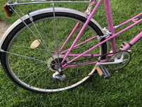 Vand bicicleta de dama de 28"