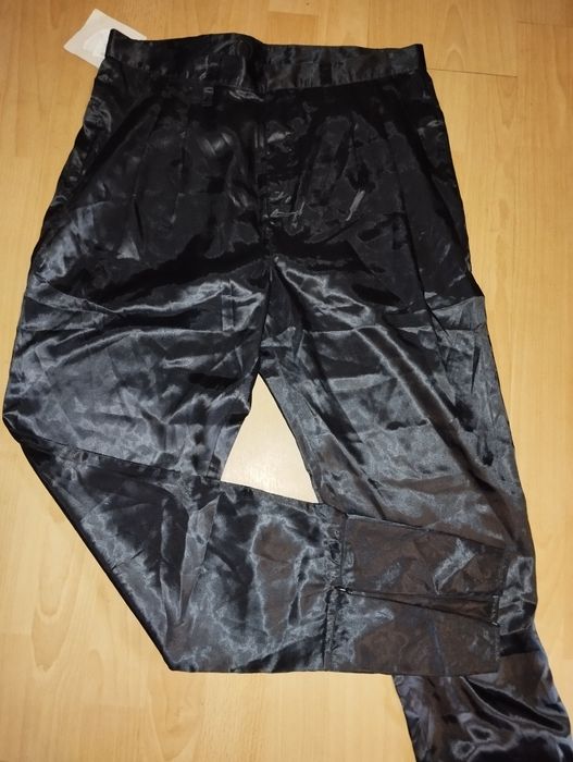 Pantaloni noi de damă ,din atlas