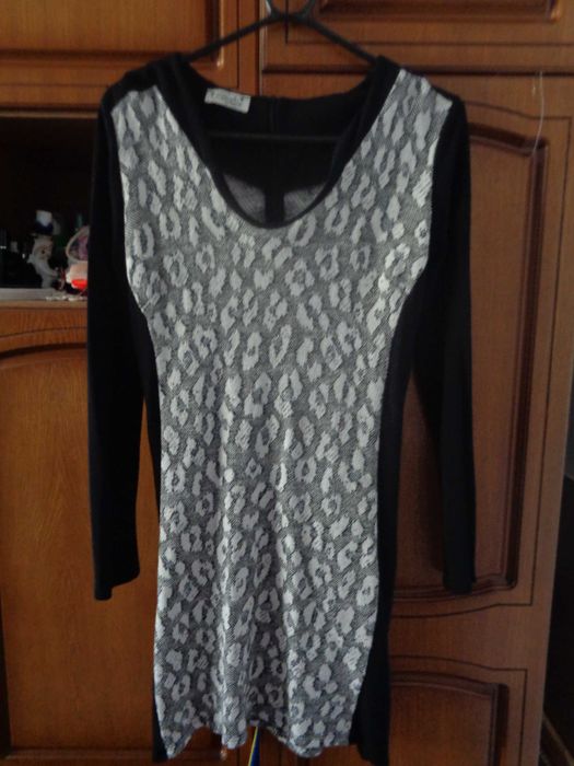 Vand rochie dama 1.