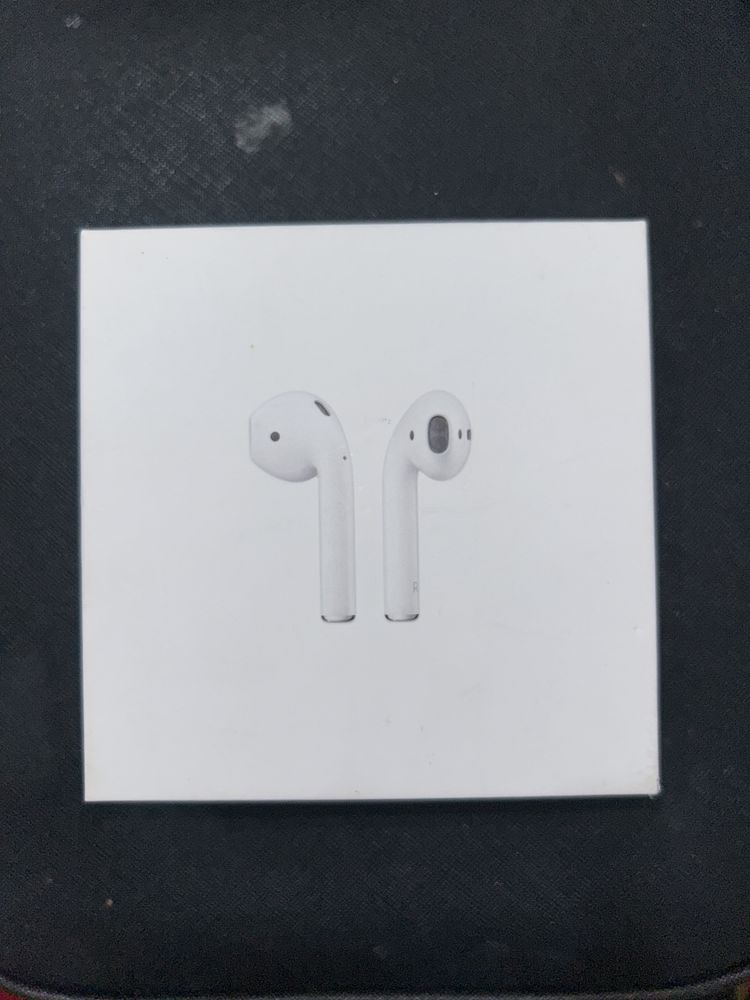 Apple AirPods with Charging case белый Оригинал