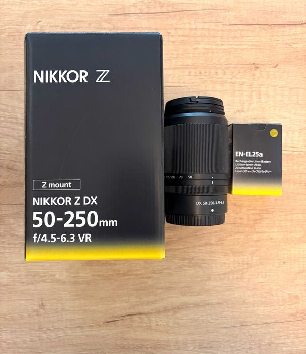 Продавам фотоапарат Nikon Z50 + два обектива + допълнителна батерия
