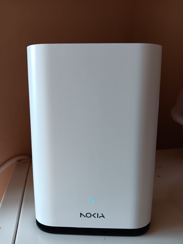 продавам Nokia WiFi Beacon 1