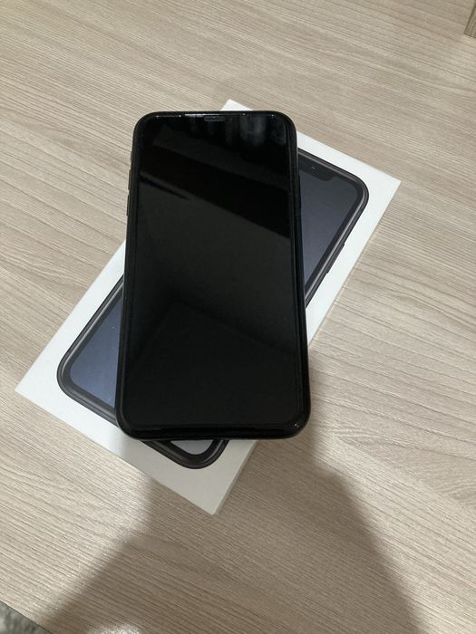 Продам Iphone XR 64Gb
