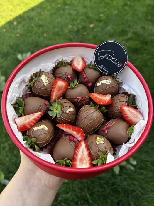 Клубника в шоколаде Qulupnay shokolad Подарки Клубника Шоколад Набор