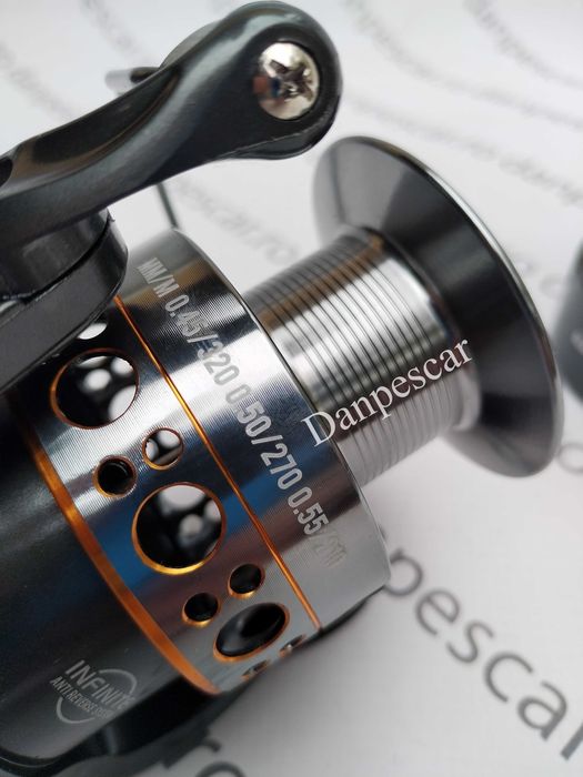 Mulineta Crap si SOMN COOL ANGER GLAMOUR 7000 11Rulmenti