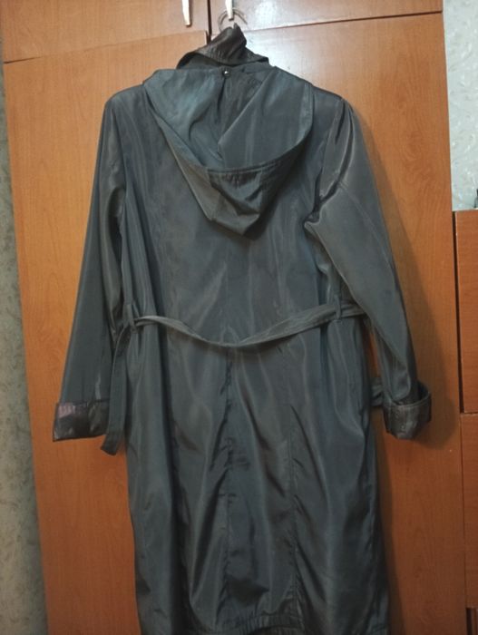 Женский плащ импортный.