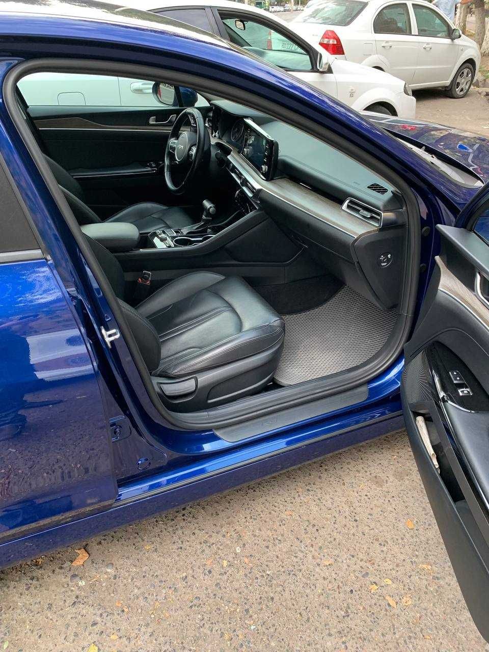 KIA  K5    prestige