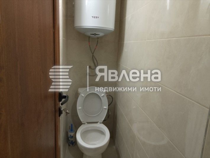 Дава се под наем Едностаен апартамент в Бургас, Център - 33 кв.м за 255 € - Снимка #7