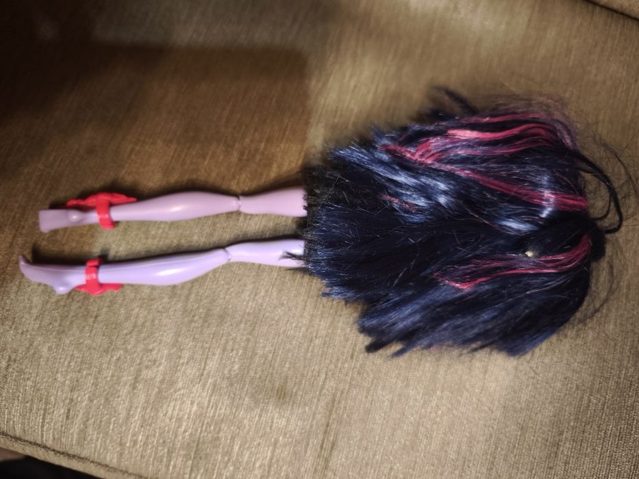 Monster high doll g1