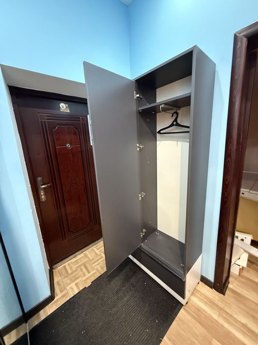 Шкаф для прихожей