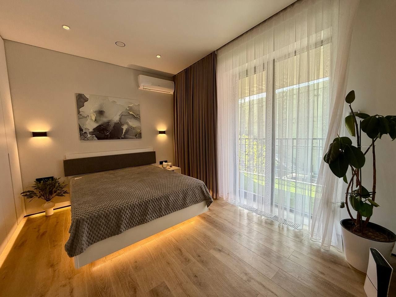 Продам 2/2/16 50м2 в ЖК Кислород, ор-р: ТЦ Next