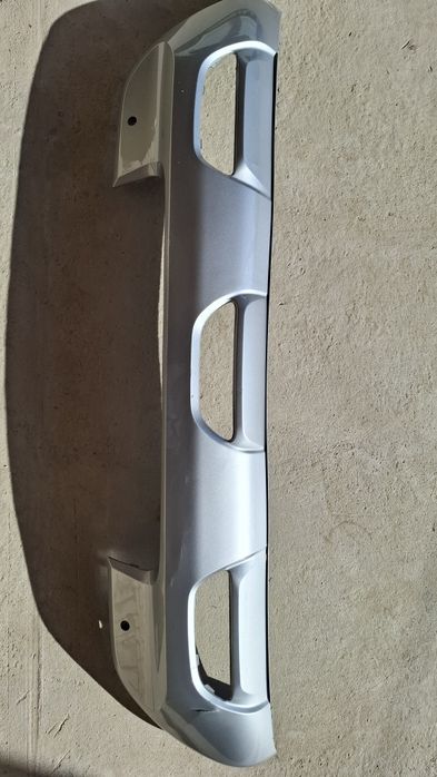 Kia sonet orqa bamfer sotiladi