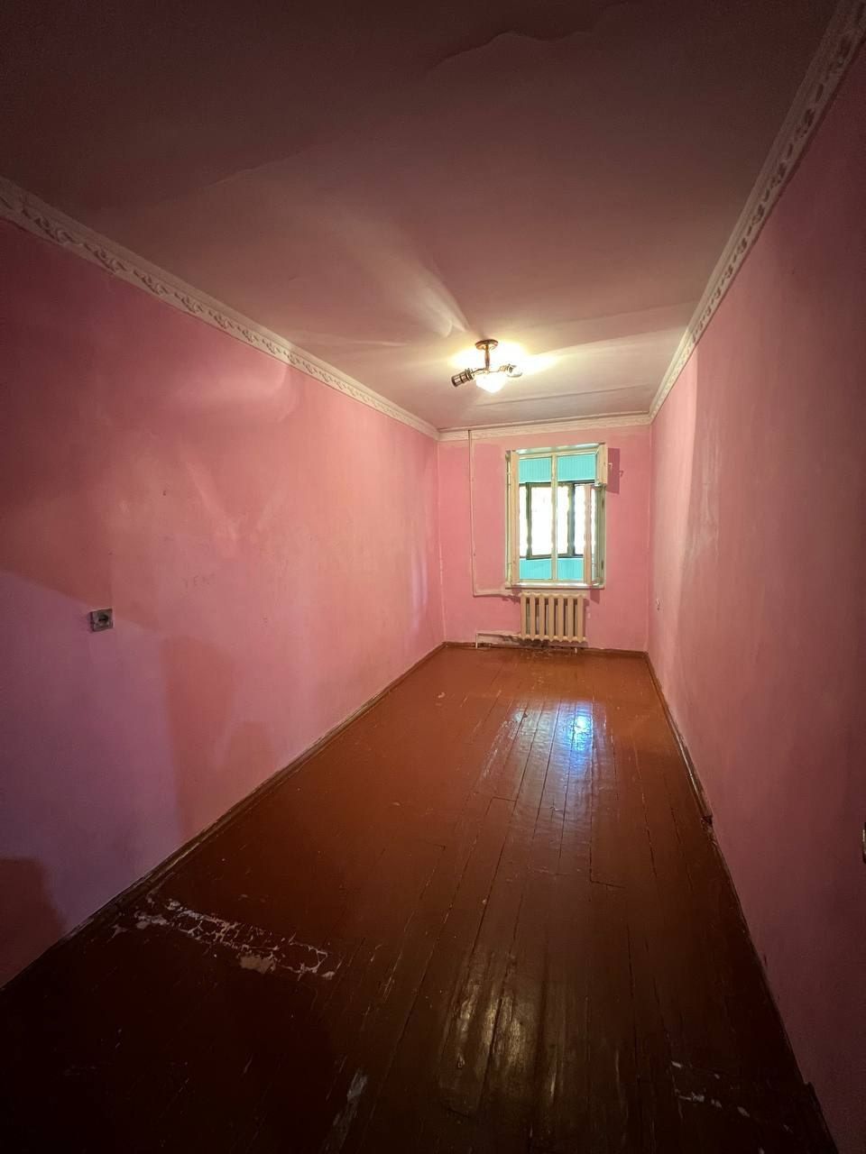 8-Maktab Yangi bozor oldi 2 xonalik Srochna