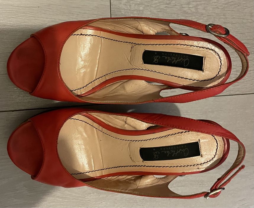 Sandale corai marime  38