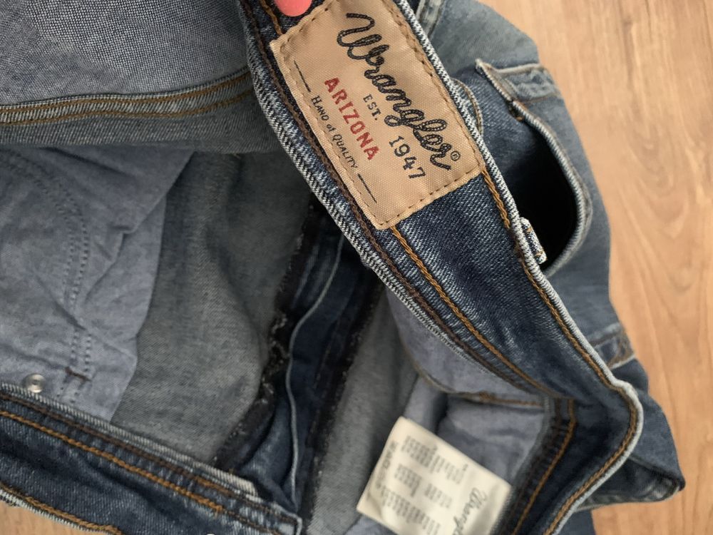Оригинални мъжки дънки Wrangler 34 размер