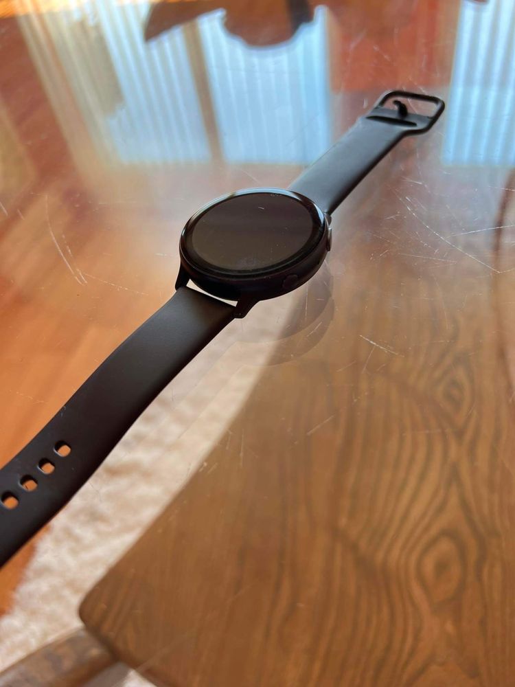 Смарт часовник Samsung galaxy watch 2