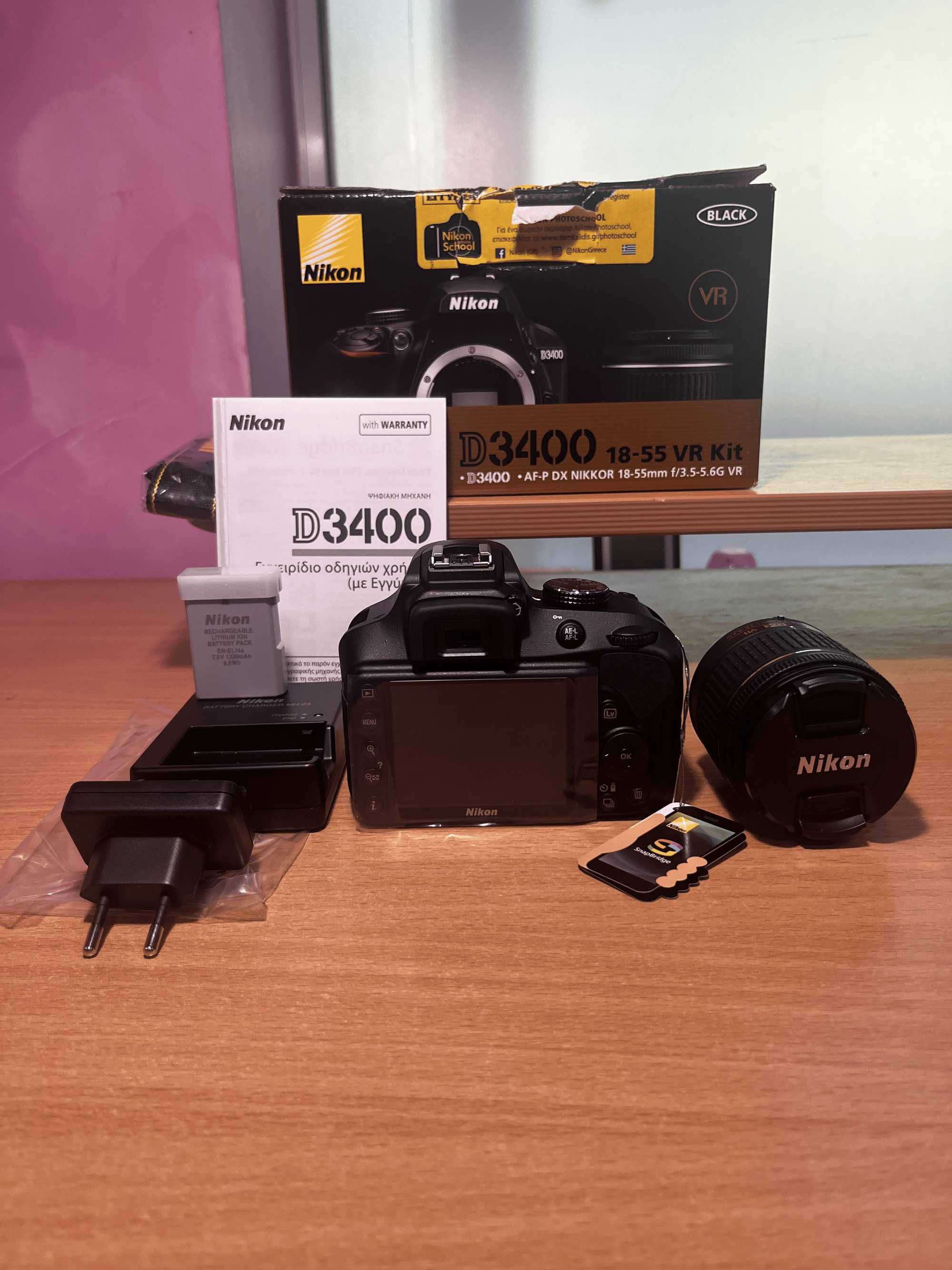 чисто нов Nikon D3400 + 18-55mm VR Kit