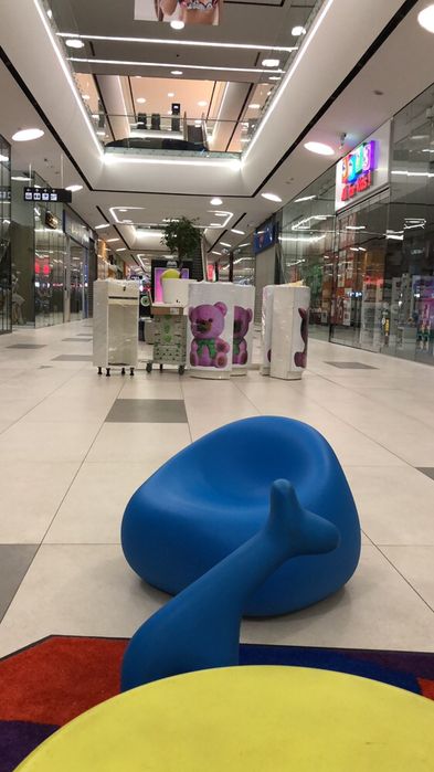 Vand mobilier modular cu led / stand tip insula centru comercial, mall