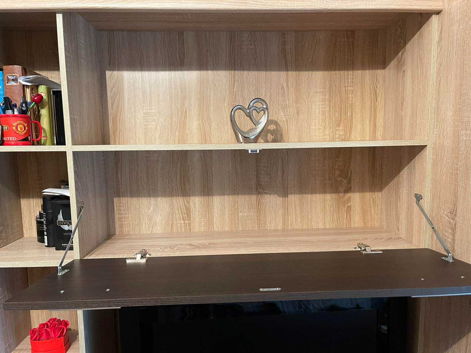Продавам холна секция. 599